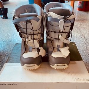 Solomon Snowboard Boots size 7